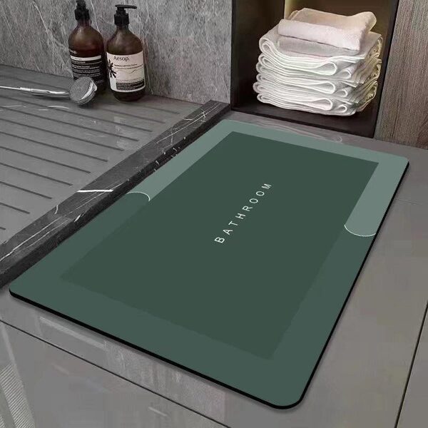 SUPER ABSORBENT NON SLIP BATHROOM MAT